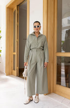 Load image into Gallery viewer, Olive pant

