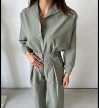 Load image into Gallery viewer, Olive shirt
